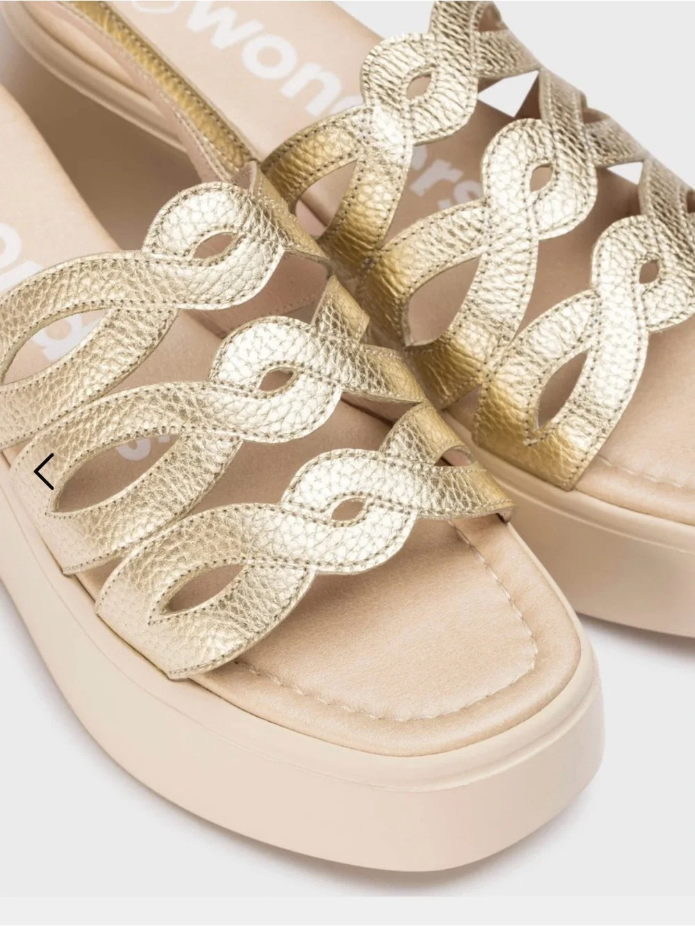 Wonders Metallic Gold Woven Platform Sandals - Women
